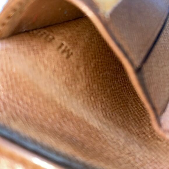 Authentic Louis Vuitton Monogram Mens Bifold Wallet - Picture 10 of 11